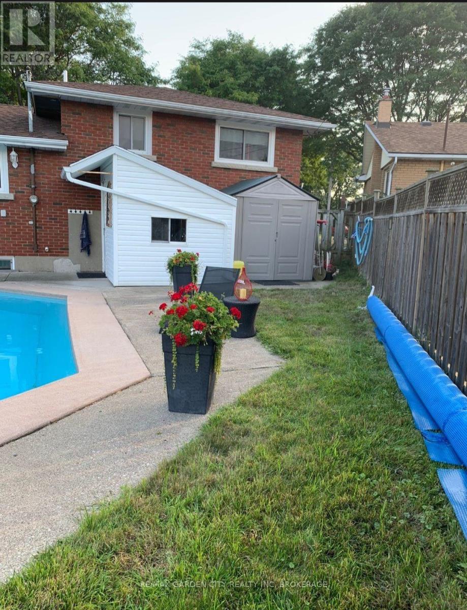 8842 Roosevelt Street, Niagara Falls, Ontario  L2G 7A2 - Photo 28 - X13607078