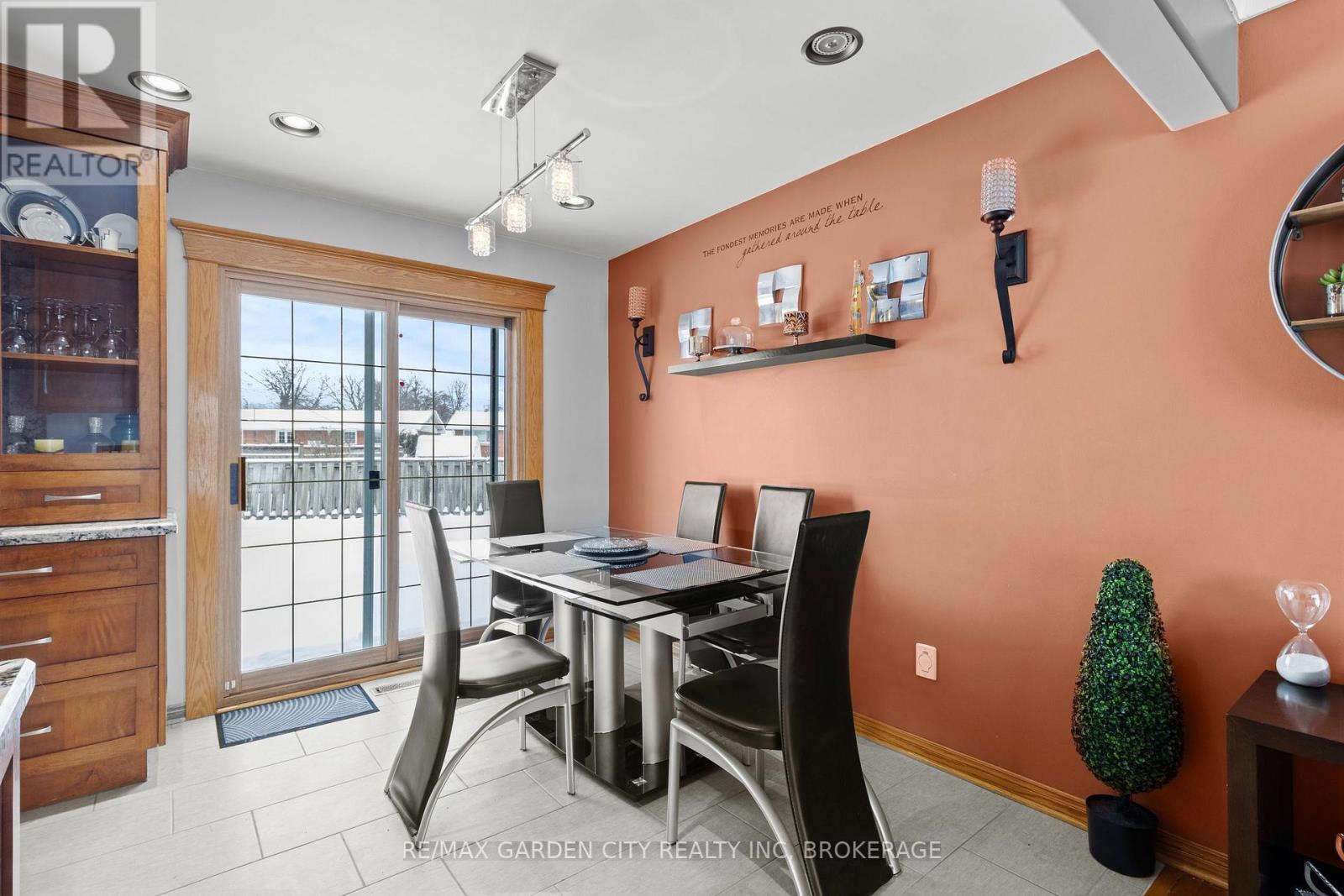 8842 Roosevelt Street, Niagara Falls, Ontario  L2G 7A2 - Photo 8 - X13607078