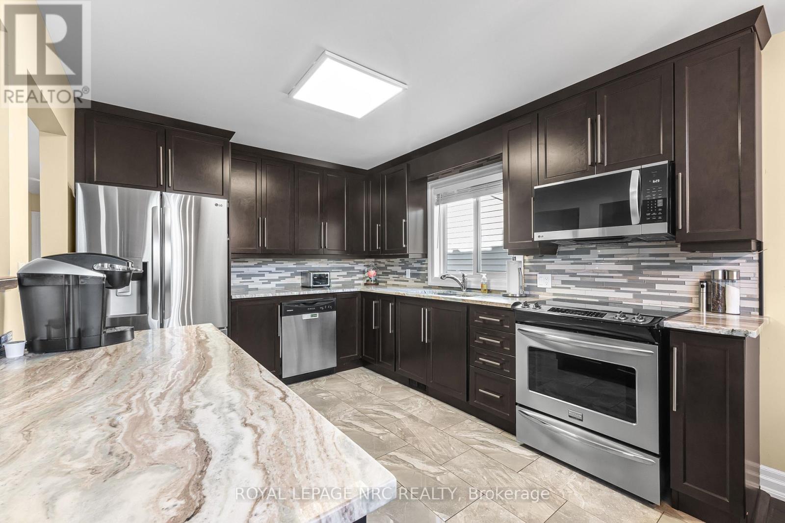 551 Scott Street, St. Catharines, Ontario  L2M 6Y4 - Photo 11 - X13607470