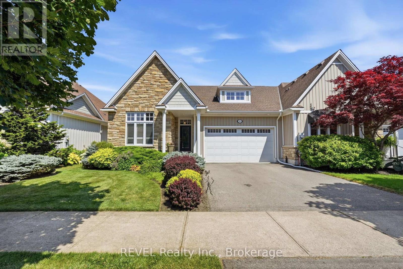 90 SUNRISE COURT, Fort Erie, Ontario