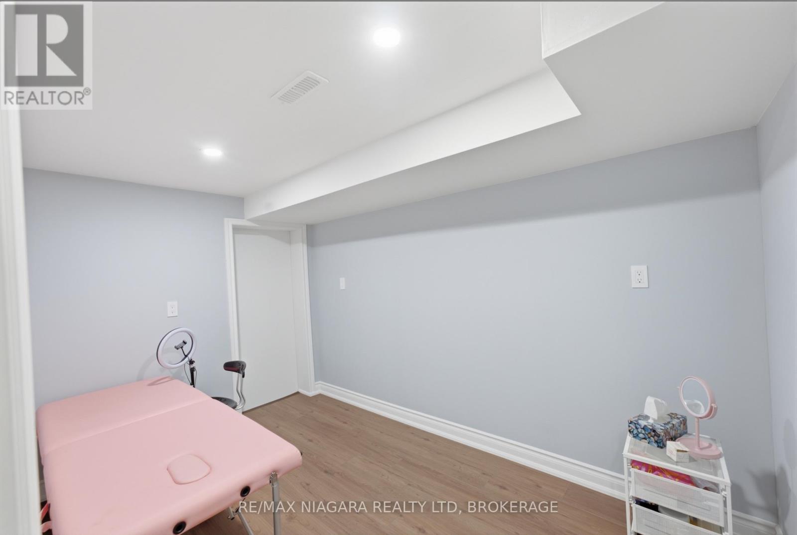 11 Richelieu Drive, St. Catharines, Ontario  L2M 2B7 - Photo 23 - X13608060