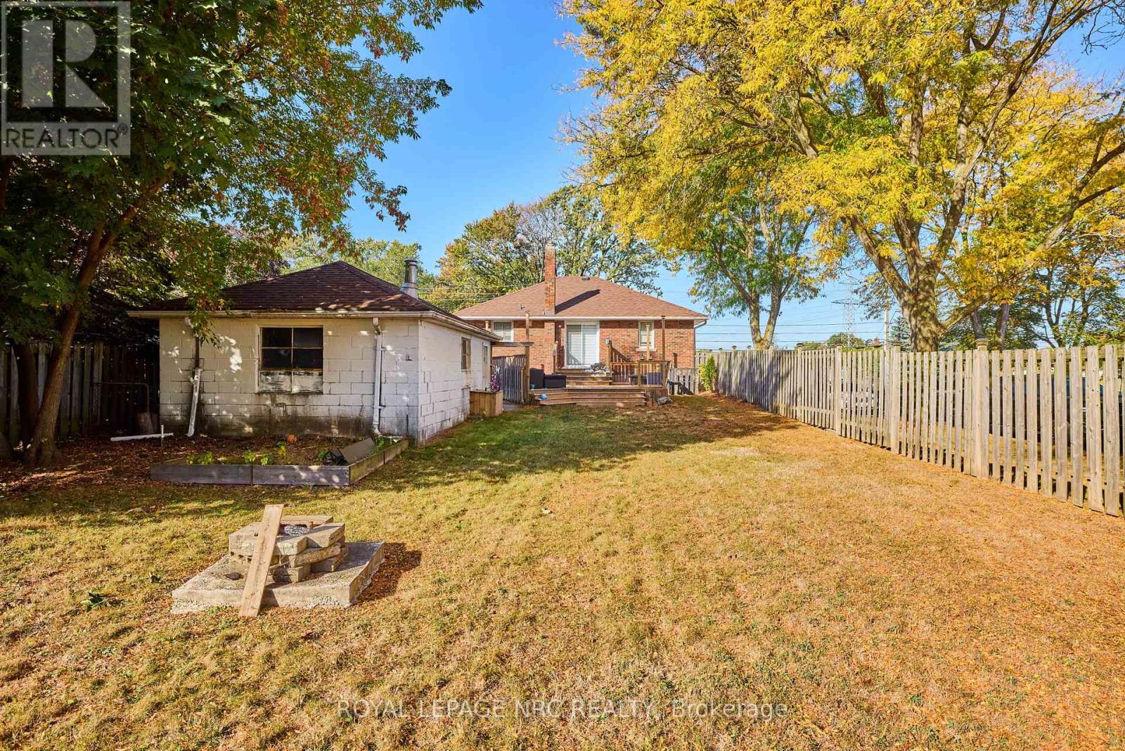 2862 Dorchester Road, Niagara Falls, Ontario  L2J 2Z3 - Photo 9 - X13608068