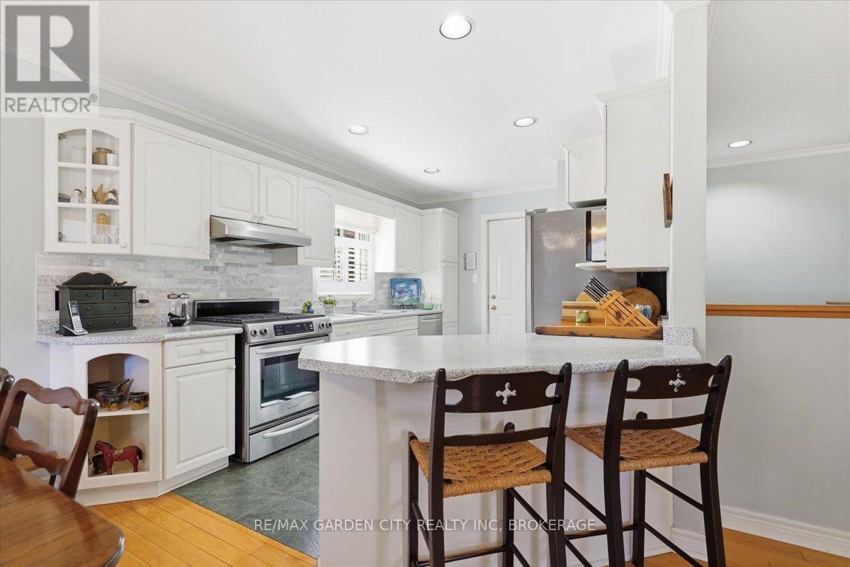 81 Sandra Drive, Pelham, Ontario  L0S 1C0 - Photo 13 - X13608286