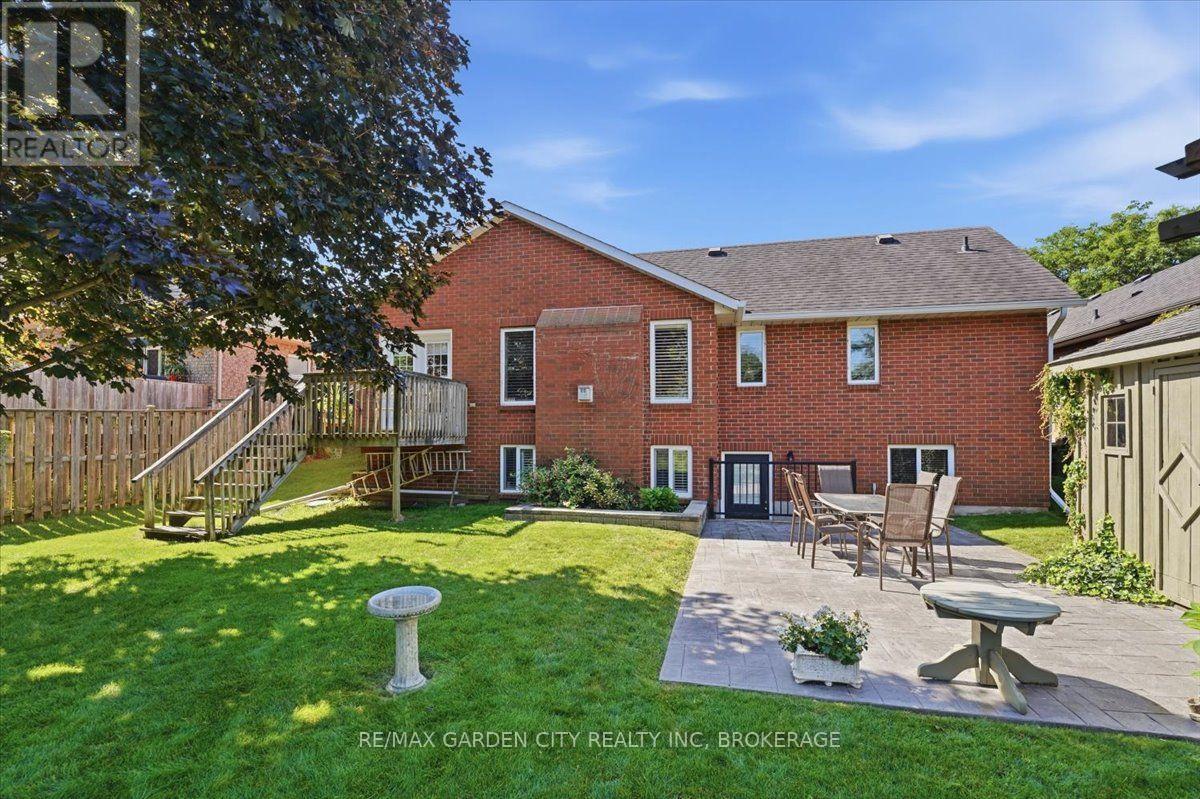 81 Sandra Drive, Pelham, Ontario  L0S 1C0 - Photo 37 - X13608286