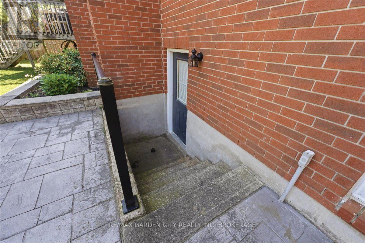 81 Sandra Drive, Pelham, Ontario  L0S 1C0 - Photo 39 - X13608286