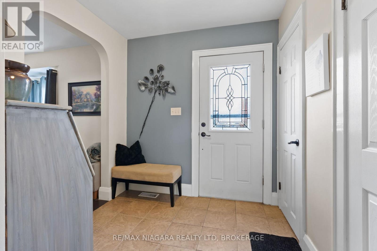 124 Neff Street, Port Colborne, Ontario  L3K 3T4 - Photo 4 - X13608794
