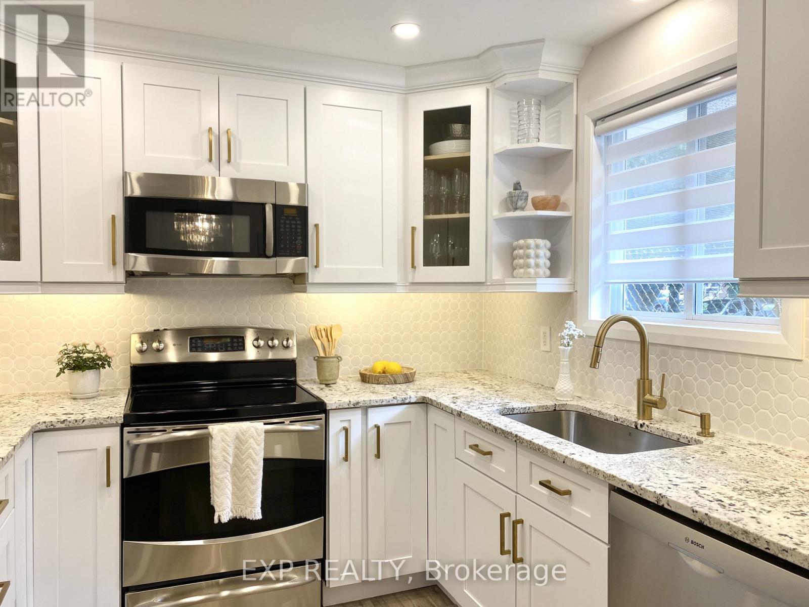 3157 Secord Place, Niagara Falls, Ontario  L2J 3K5 - Photo 4 - X13608914