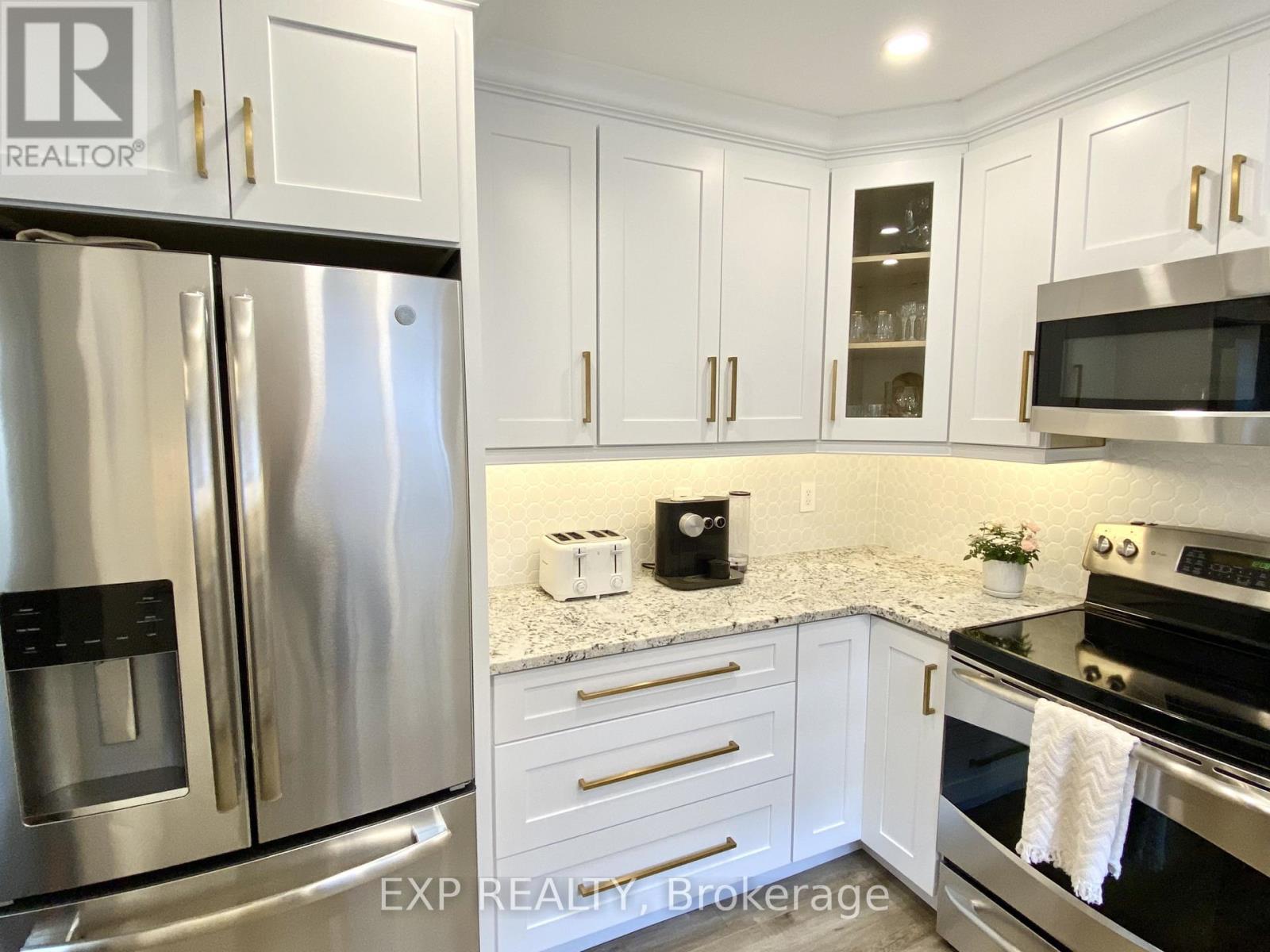 3157 Secord Place, Niagara Falls, Ontario  L2J 3K5 - Photo 6 - X13608914