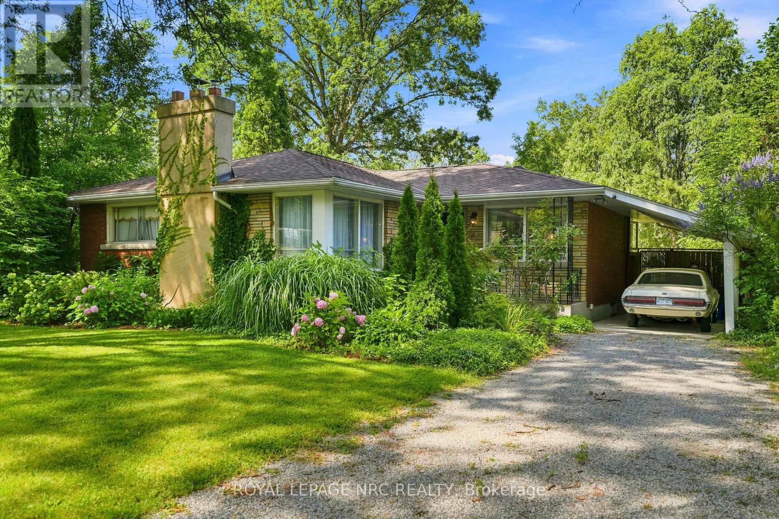 102 Masterson Drive, St. Catharines, Ontario  L2T 3R2 - Photo 2 - X13609204