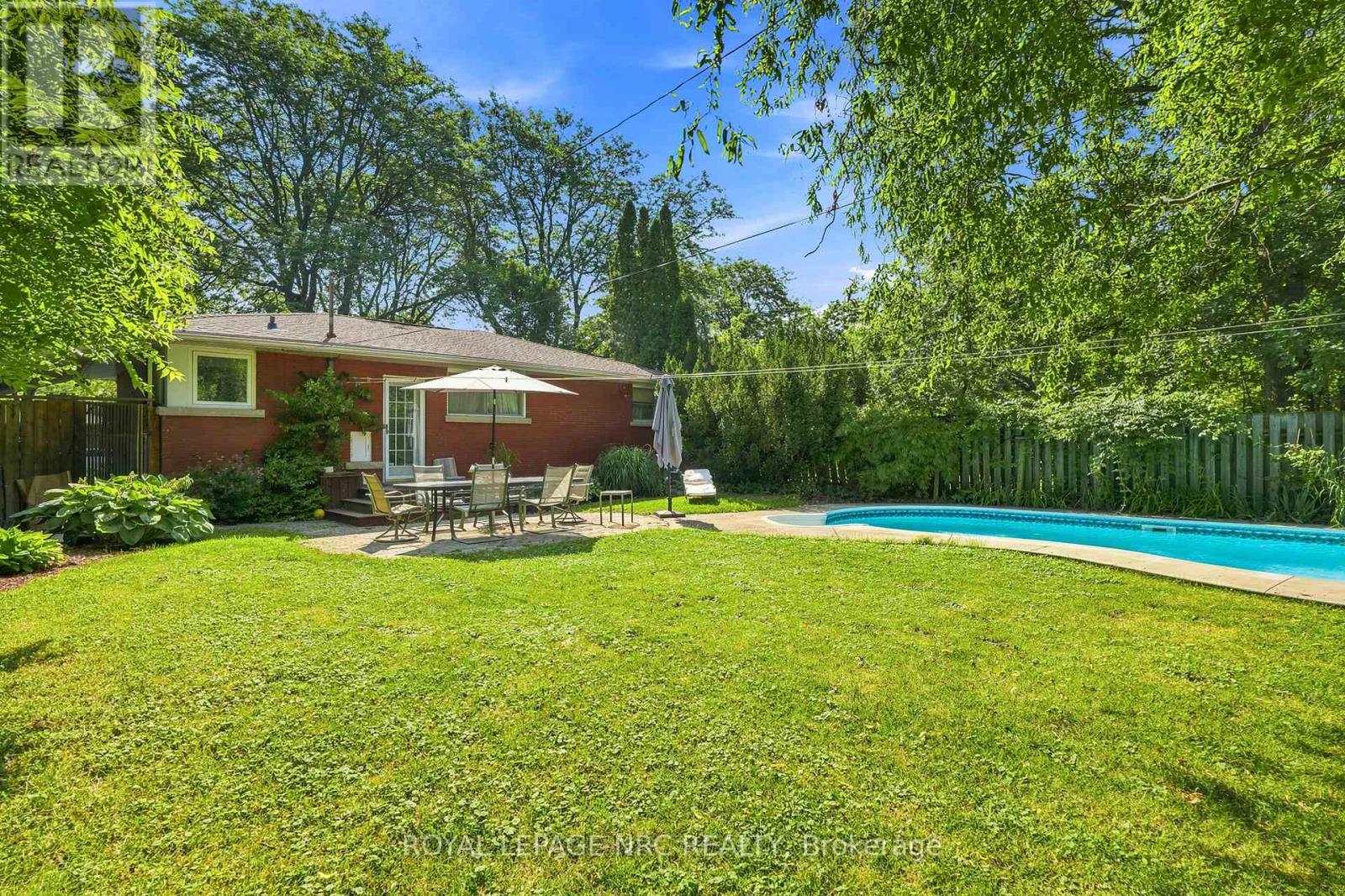 102 Masterson Drive, St. Catharines, Ontario  L2T 3R2 - Photo 36 - X13609204
