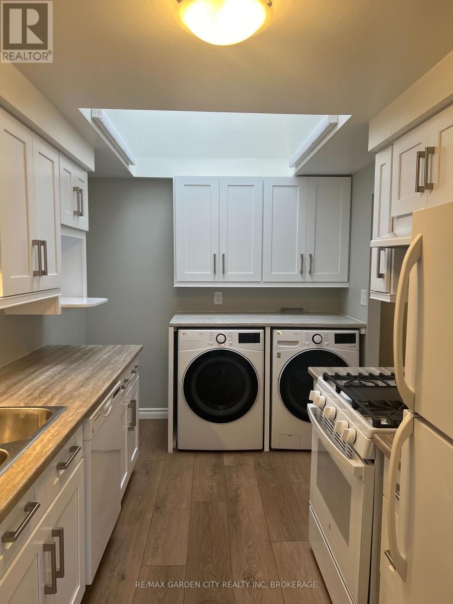 1 - 22 Bula Drive, St. Catharines, Ontario  L2N 6R6 - Photo 2 - X13609364
