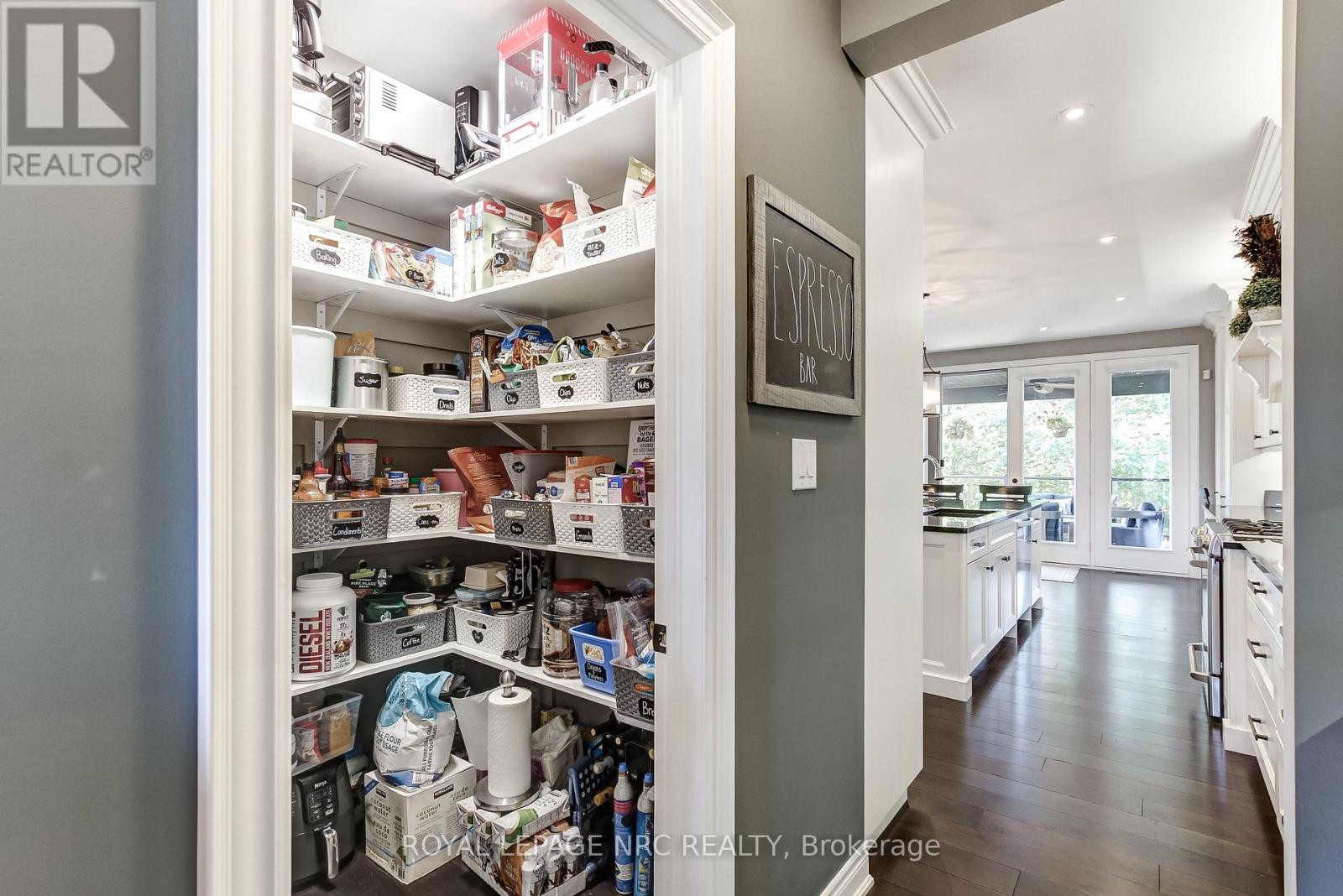 8816 Angie Drive, Niagara Falls, Ontario  L2H 0H9 - Photo 6 - X13609484
