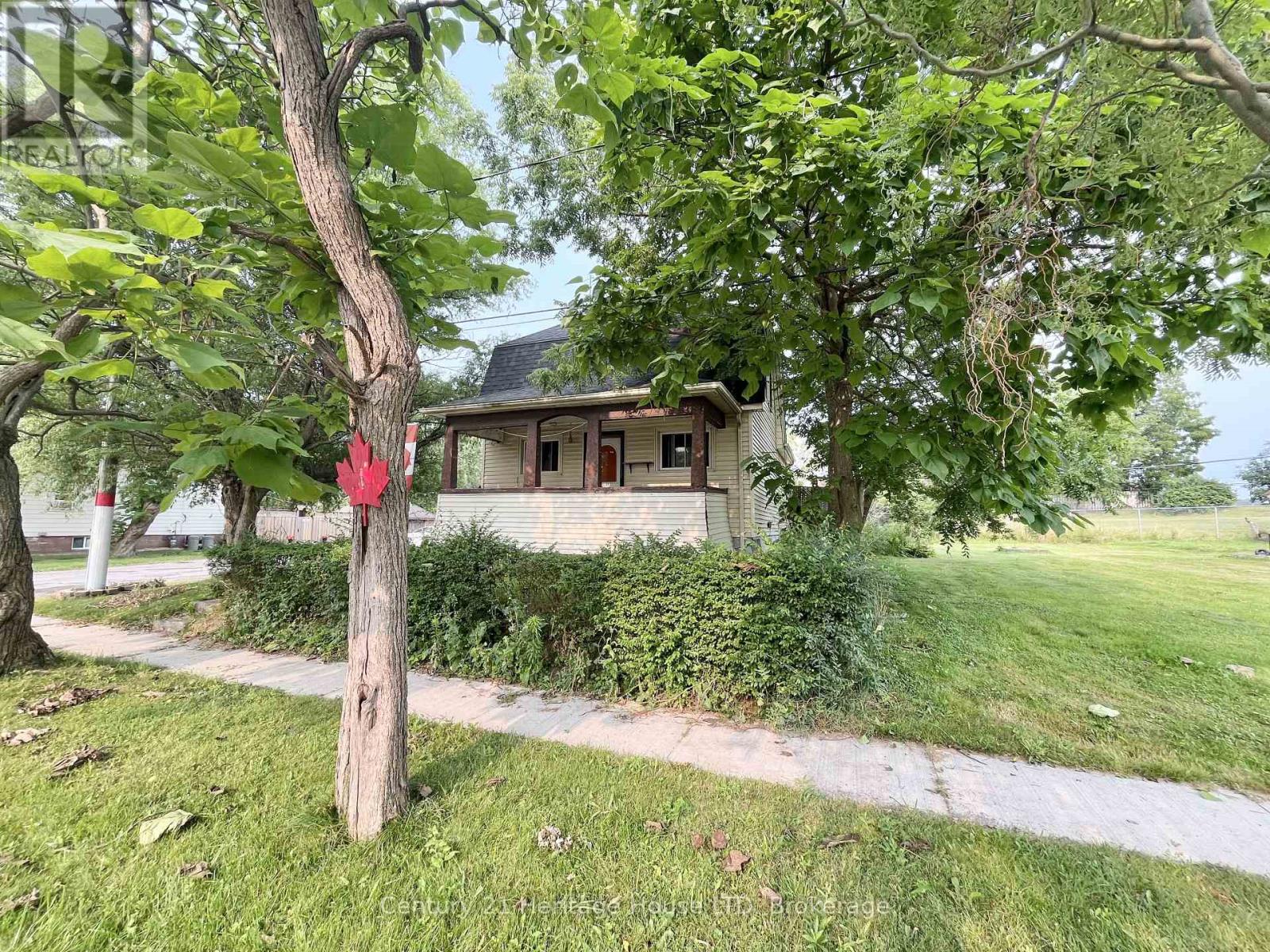 119 Pilkington Street, Thorold, Ontario  L2V 1B5 - Photo 3 - X13609718