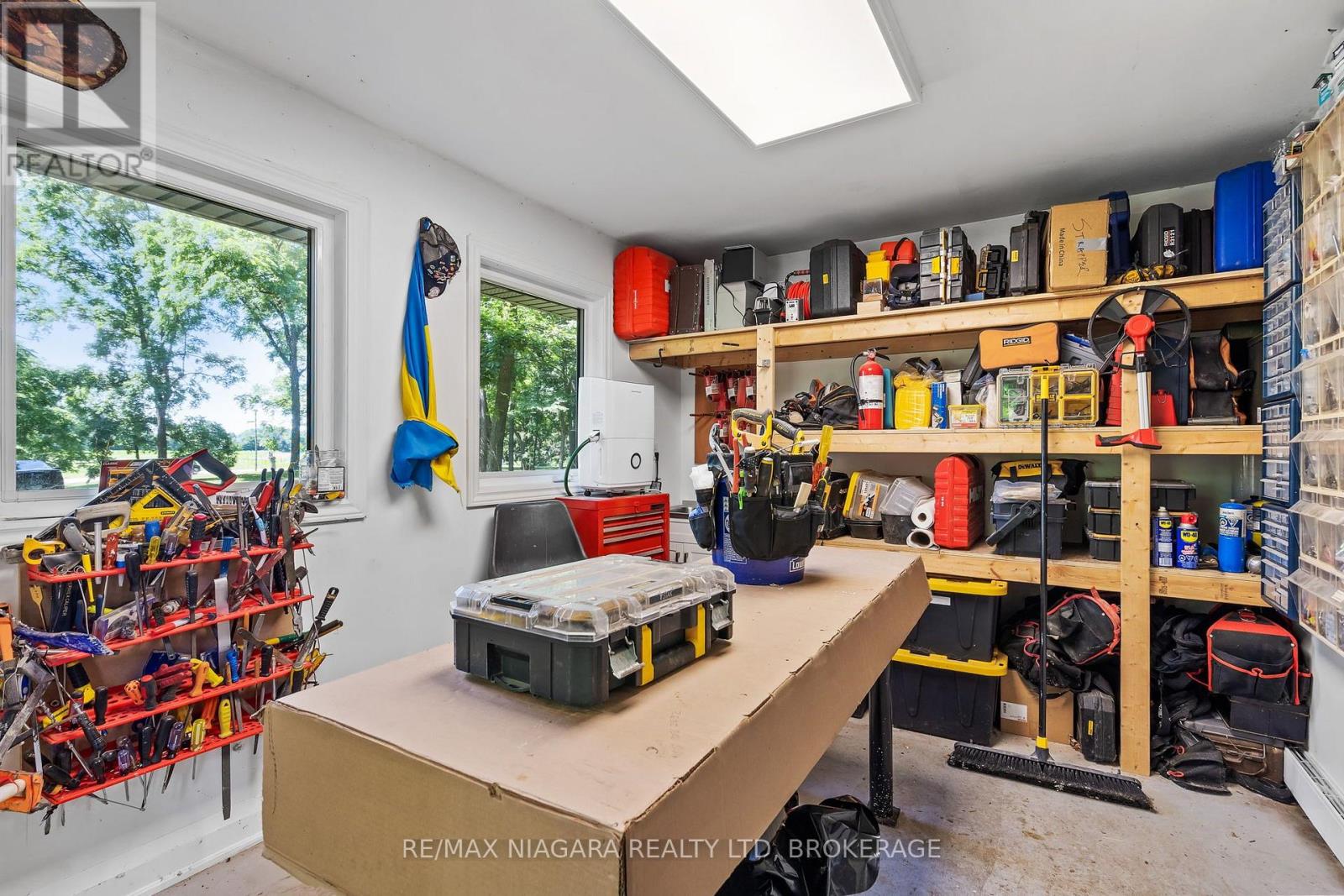 429 Ridge Road E, Grimsby, Ontario  L0R 1B2 - Photo 36 - X13610008