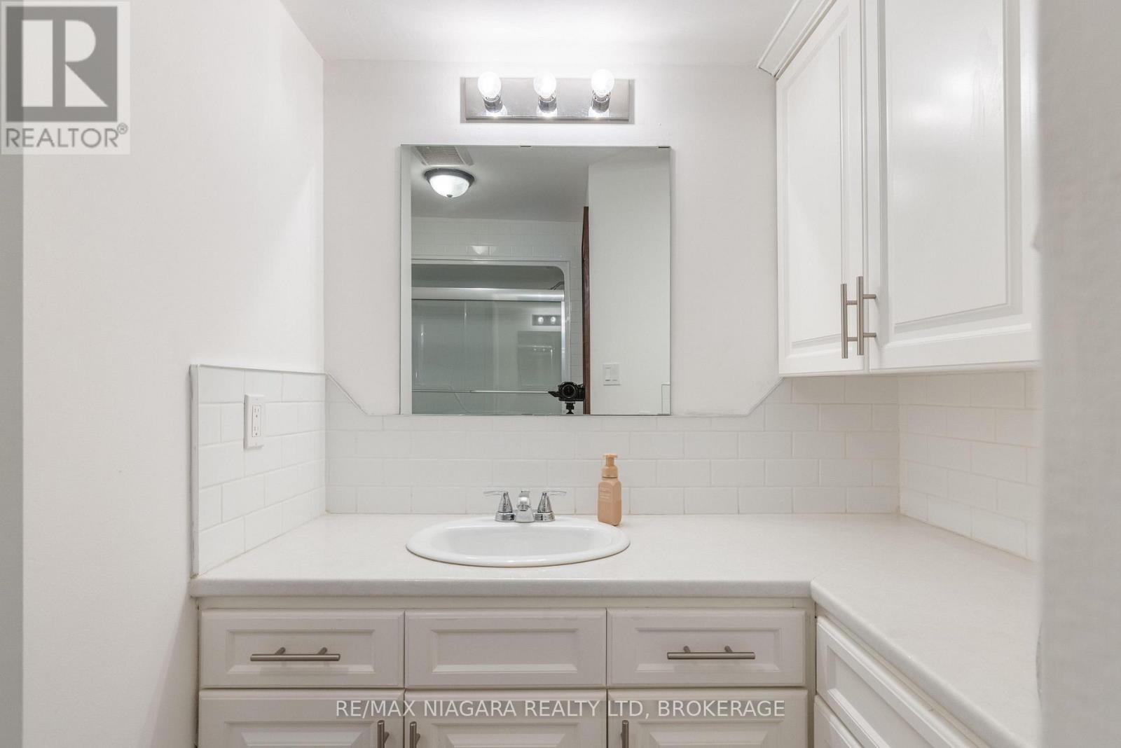 149 Cambridge Road E, Fort Erie, Ontario  L0S 1B0 - Photo 27 - X13610130