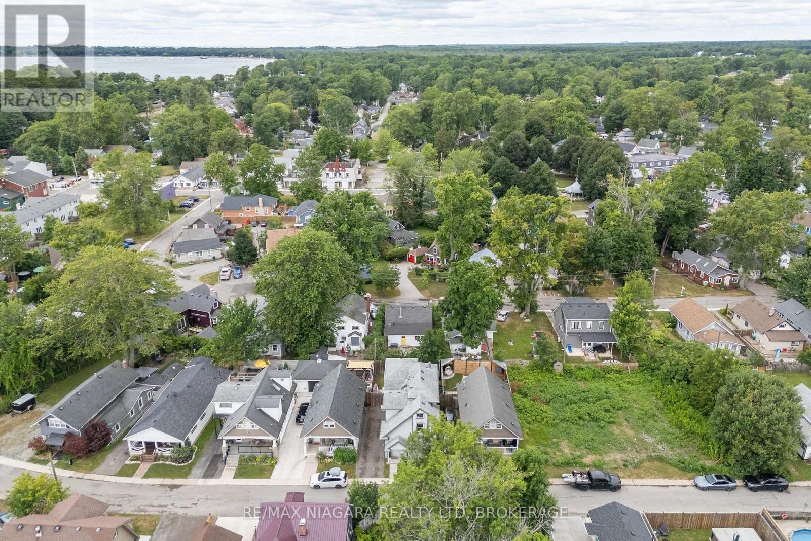 149 Cambridge Road E, Fort Erie, Ontario  L0S 1B0 - Photo 35 - X13610130