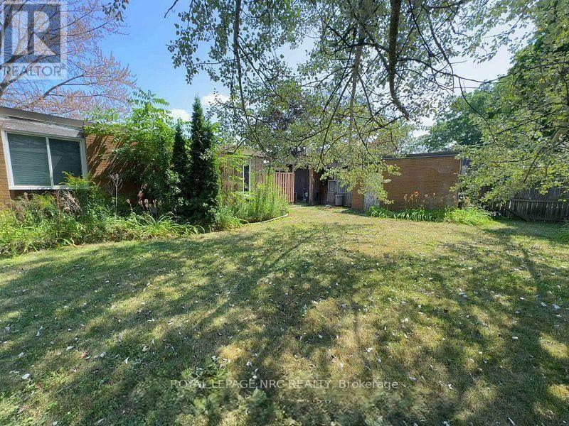 4213/4207 4213/4207 Drummond Road, Niagara Falls, Ontario  L2E 6C2 - Photo 13 - X13610550