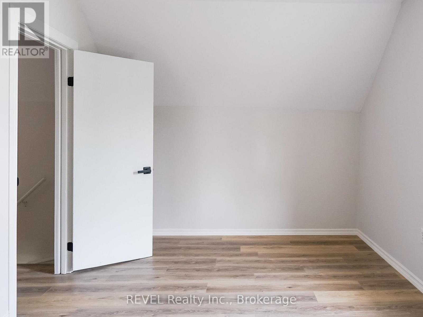 389 Glendale Avenue, St. Catharines, Ontario  L2T 1C3 - Photo 33 - X13610610