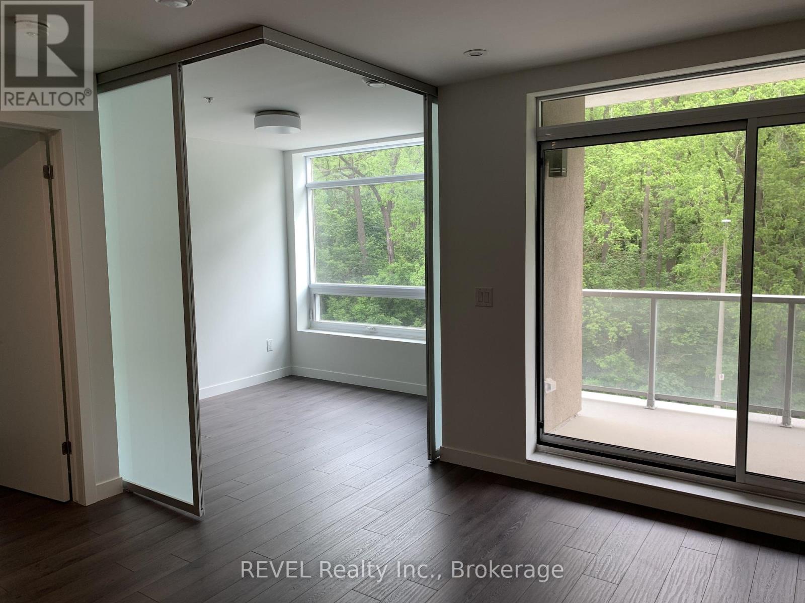 301 - 455 Charlton Avenue E, Hamilton, Ontario  L8N 0B2 - Photo 4 - X13611498