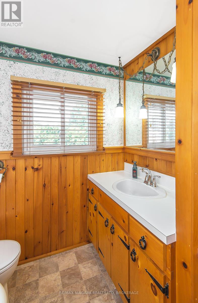 129 Adelaide Street, Port Colborne, Ontario  L3K 2W4 - Photo 4 - X13611530