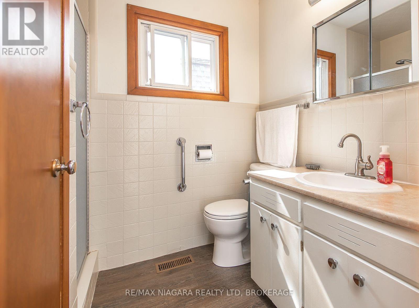 129 Adelaide Street, Port Colborne, Ontario  L3K 2W4 - Photo 9 - X13611530
