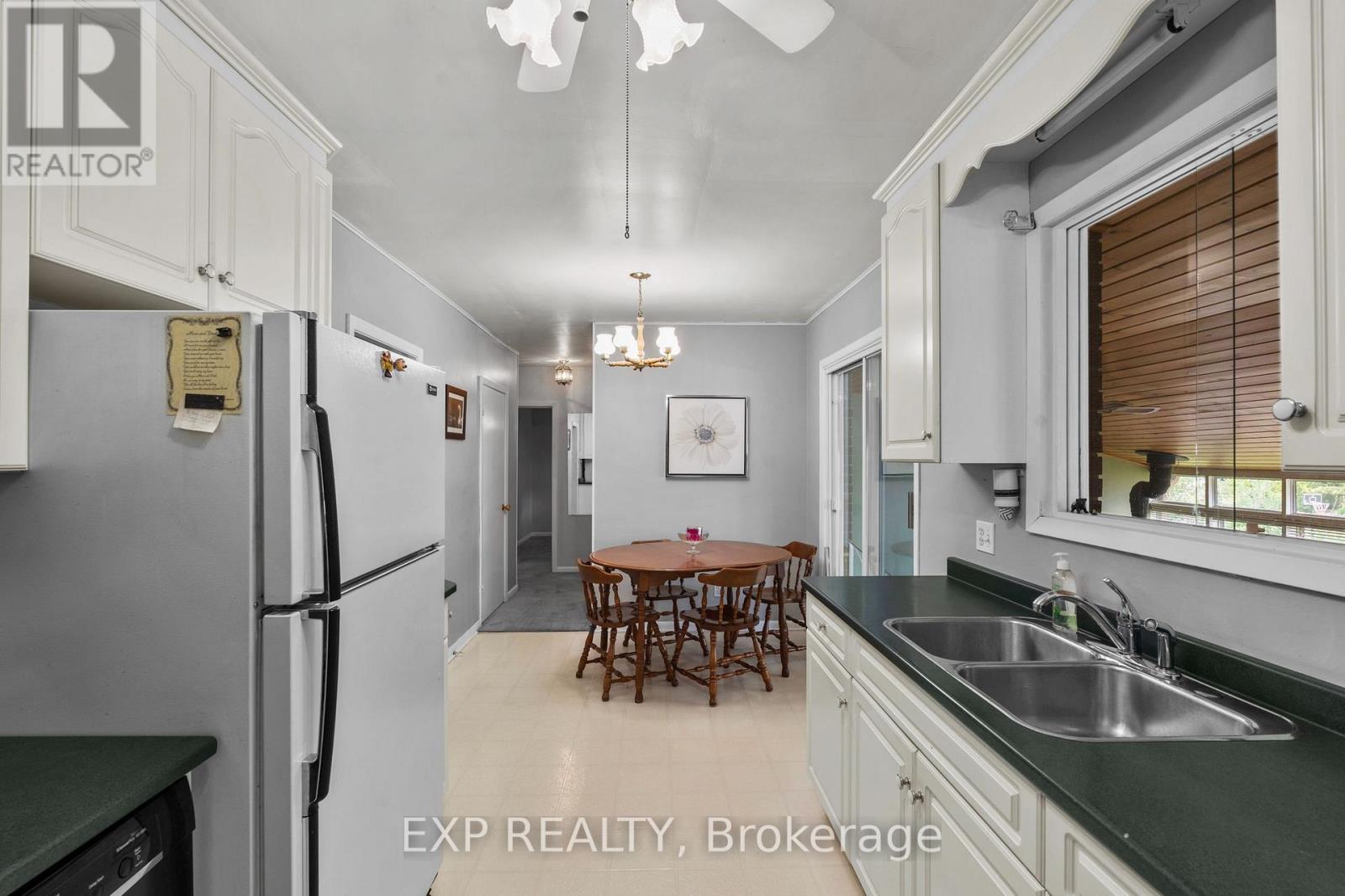 8800 Champlain Drive, Niagara Falls, Ontario  L2G 6Y6 - Photo 13 - X13611608