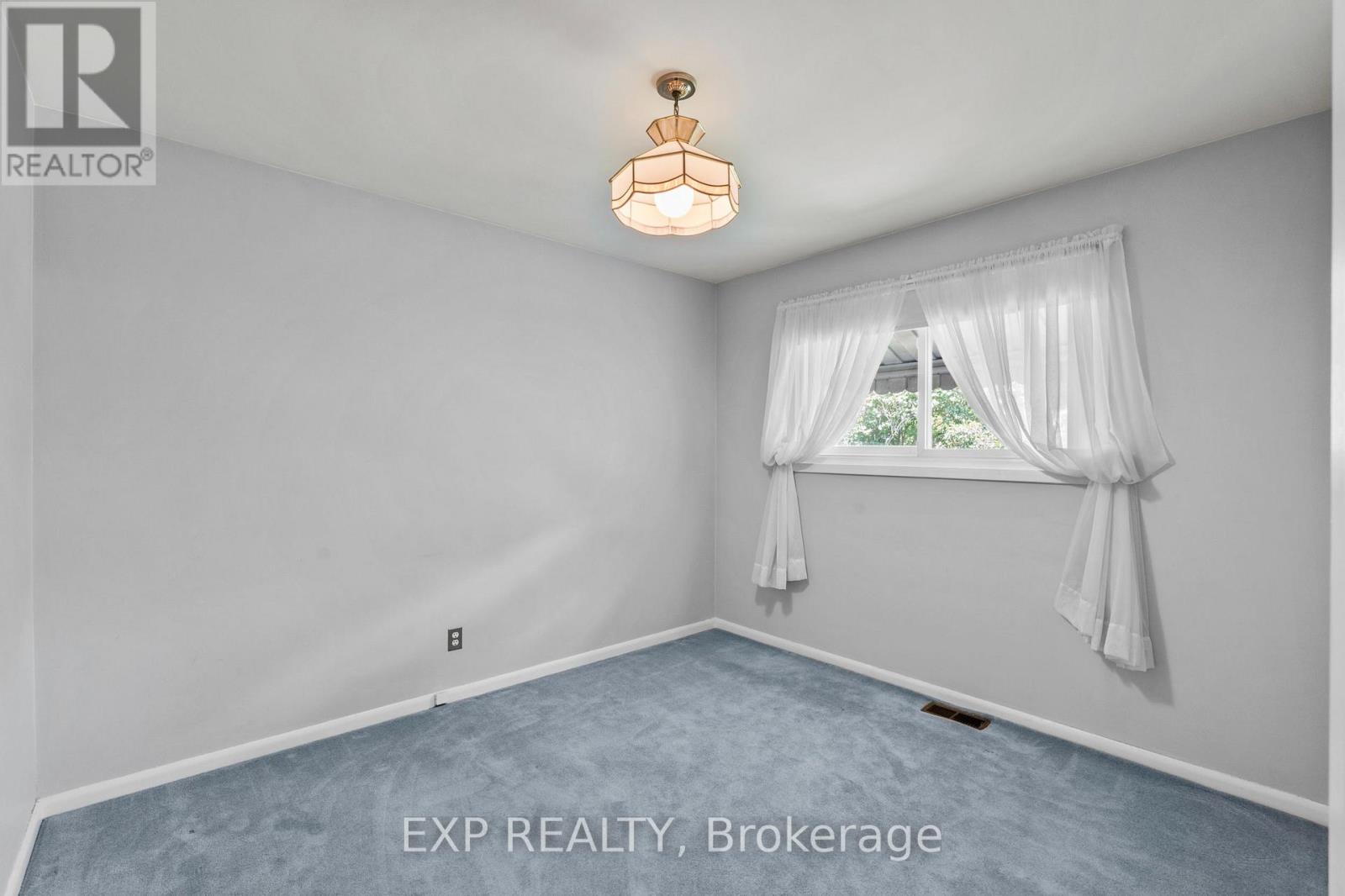 8800 Champlain Drive, Niagara Falls, Ontario  L2G 6Y6 - Photo 21 - X13611608