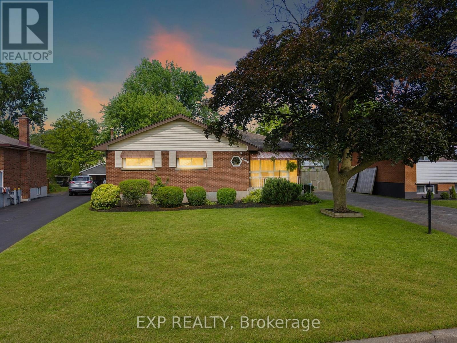 8800 Champlain Drive, Niagara Falls, Ontario  L2G 6Y6 - Photo 4 - X13611608