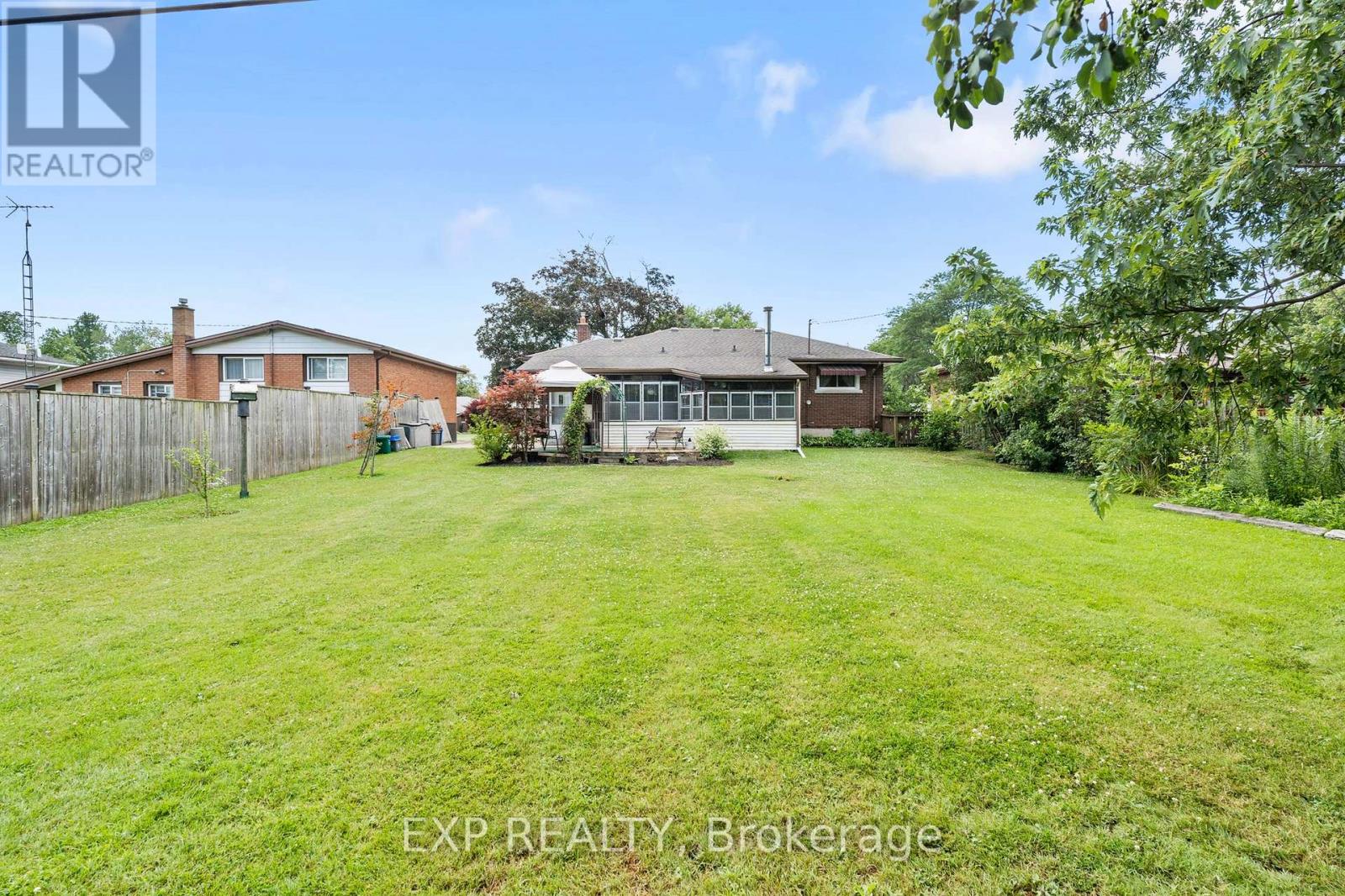 8800 Champlain Drive, Niagara Falls, Ontario  L2G 6Y6 - Photo 40 - X13611608