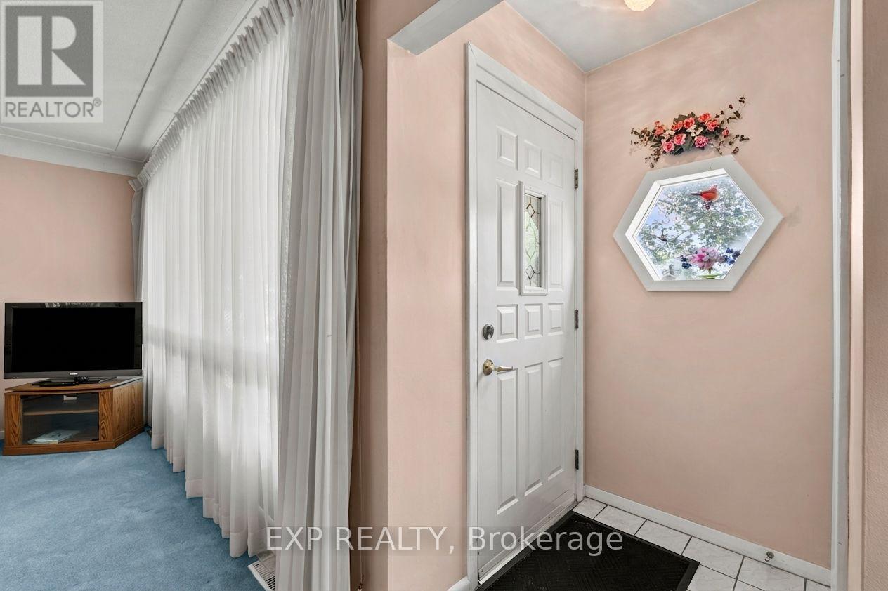 8800 Champlain Drive, Niagara Falls, Ontario  L2G 6Y6 - Photo 7 - X13611608