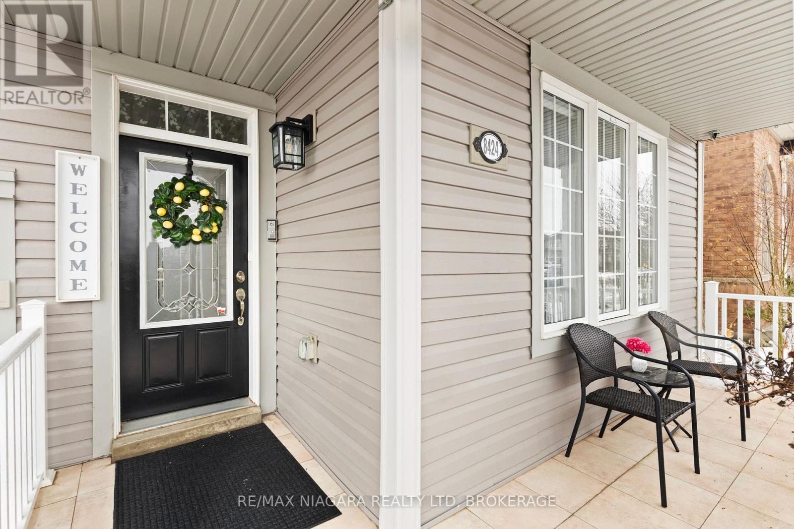 8424 Mulberry Drive, Niagara Falls, Ontario  L2H 0K4 - Photo 2 - X13611976