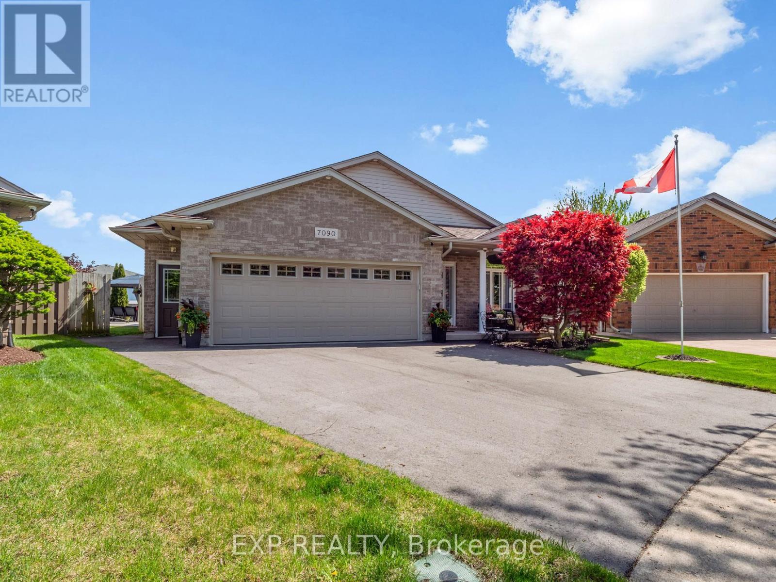 7090 Julie Drive, Niagara Falls, Ontario  L2H 3L4 - Photo 2 - X13612396