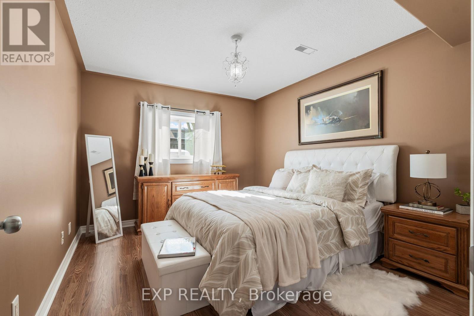 7090 Julie Drive, Niagara Falls, Ontario  L2H 3L4 - Photo 28 - X13612396