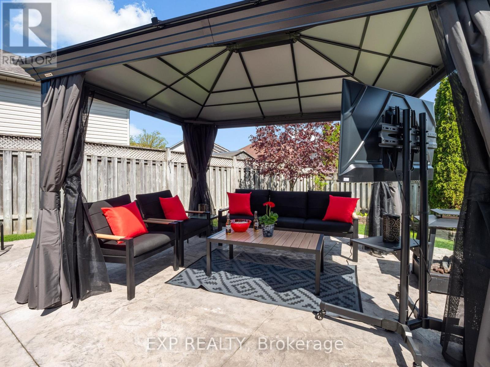 7090 Julie Drive, Niagara Falls, Ontario  L2H 3L4 - Photo 32 - X13612396