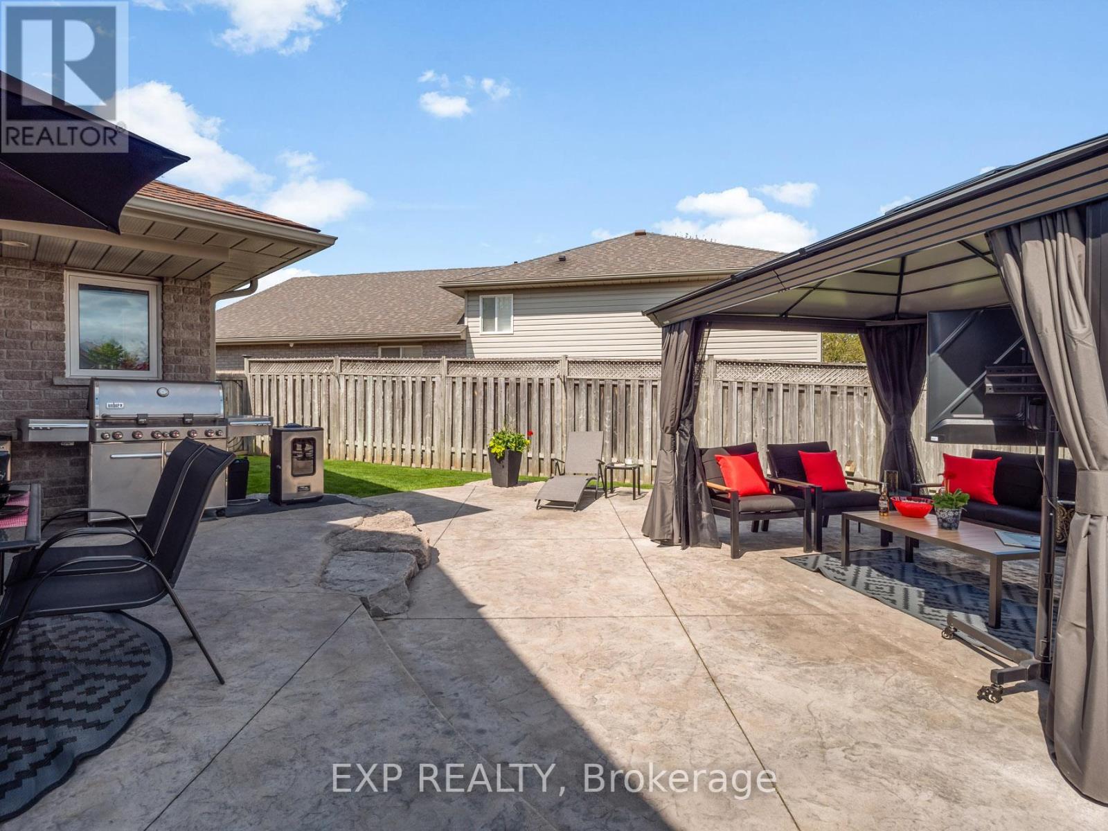 7090 Julie Drive, Niagara Falls, Ontario  L2H 3L4 - Photo 33 - X13612396