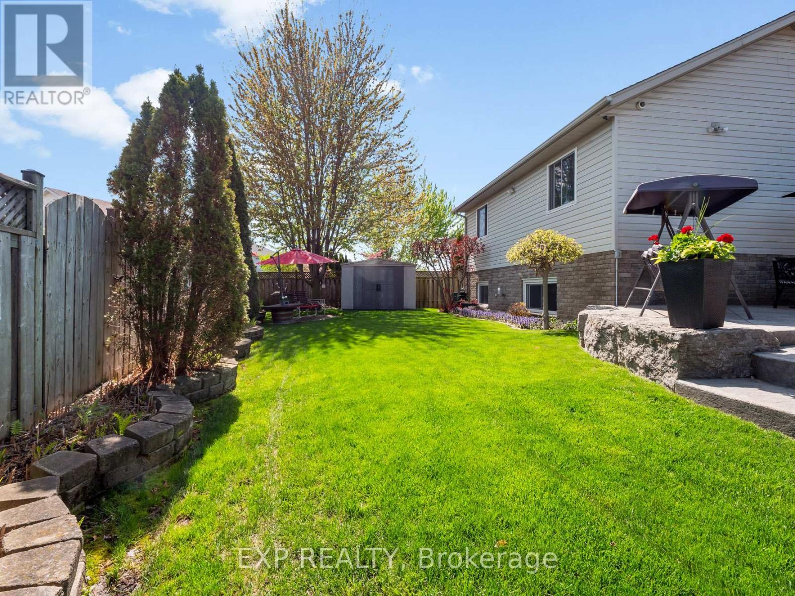 7090 Julie Drive, Niagara Falls, Ontario  L2H 3L4 - Photo 35 - X13612396