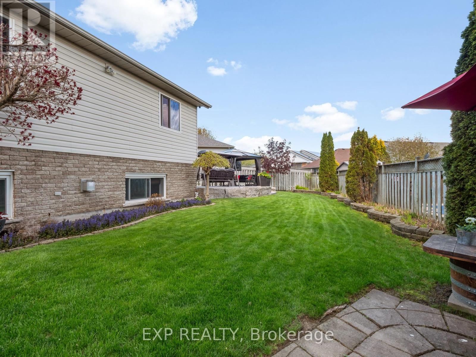 7090 Julie Drive, Niagara Falls, Ontario  L2H 3L4 - Photo 37 - X13612396