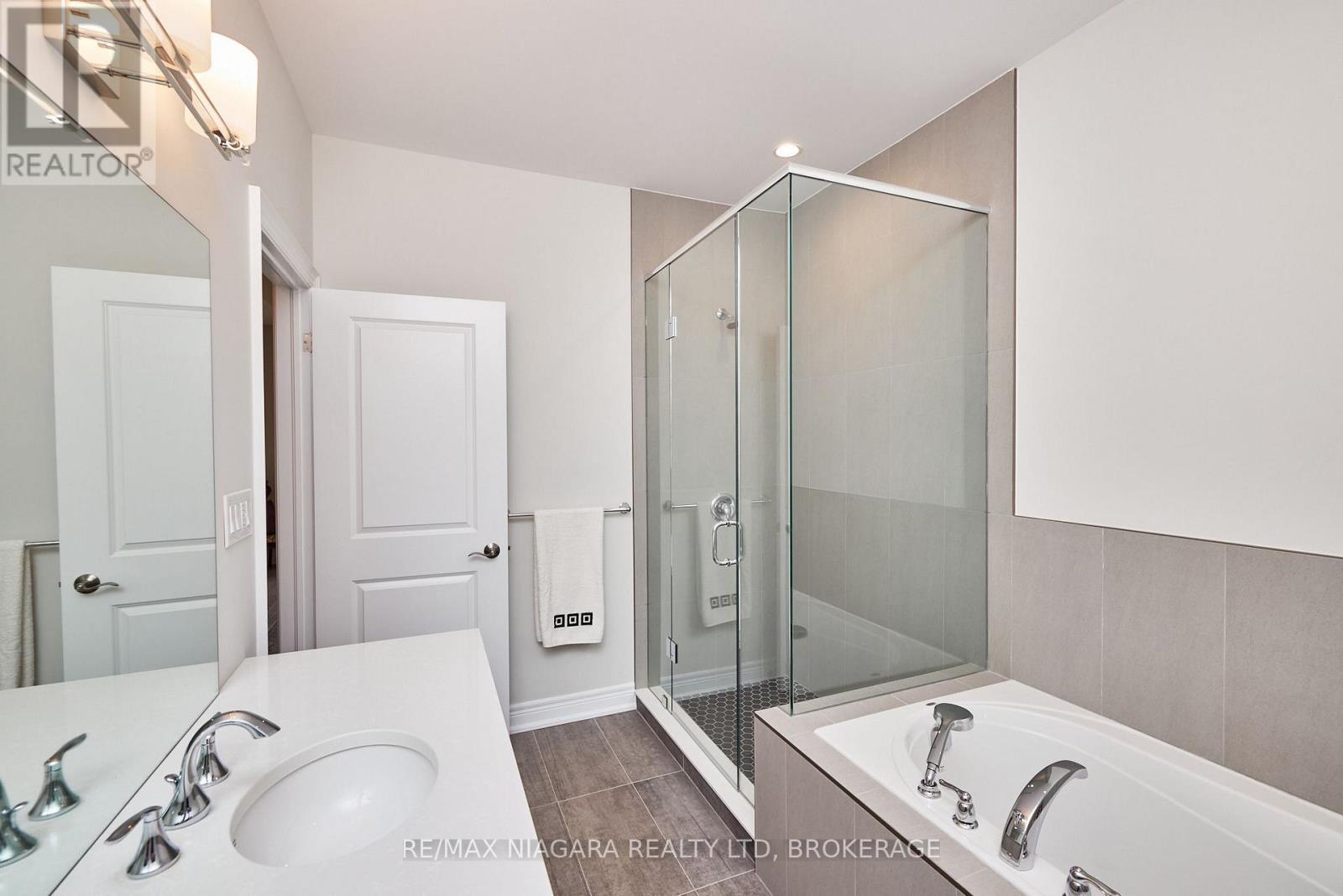5 - 9 Sassafras Row, Fort Erie, Ontario  L0S 1N0 - Photo 19 - X13612428