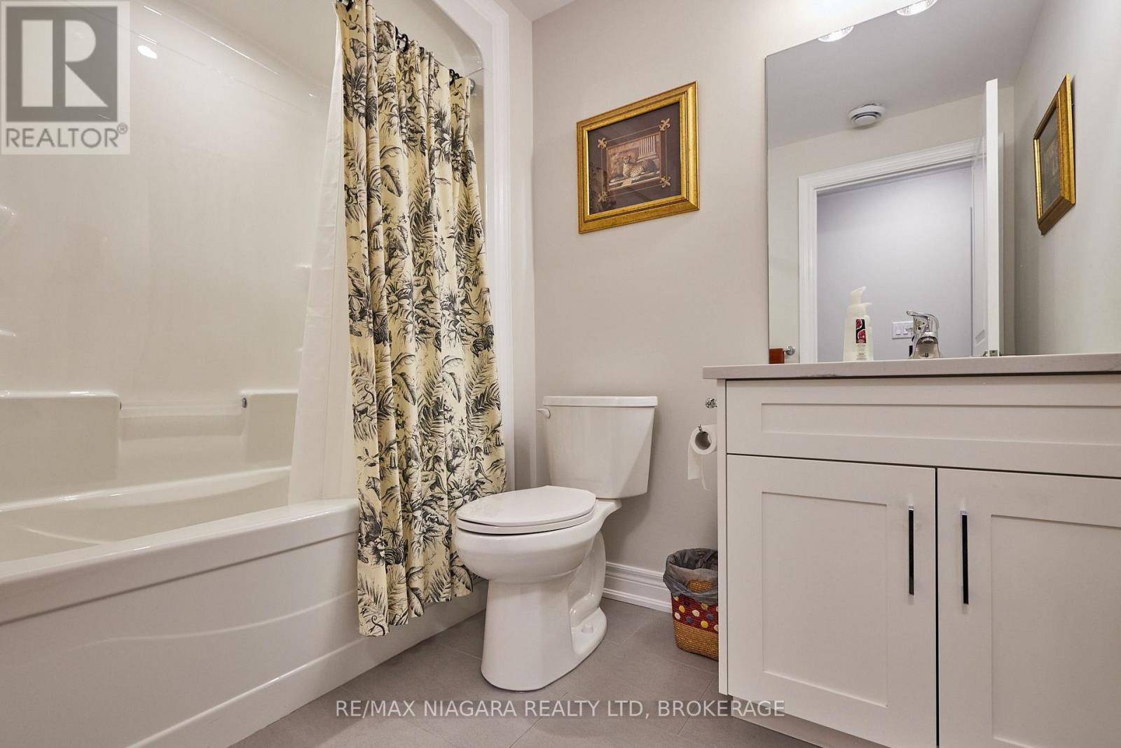 5 - 9 Sassafras Row, Fort Erie, Ontario  L0S 1N0 - Photo 32 - X13612428