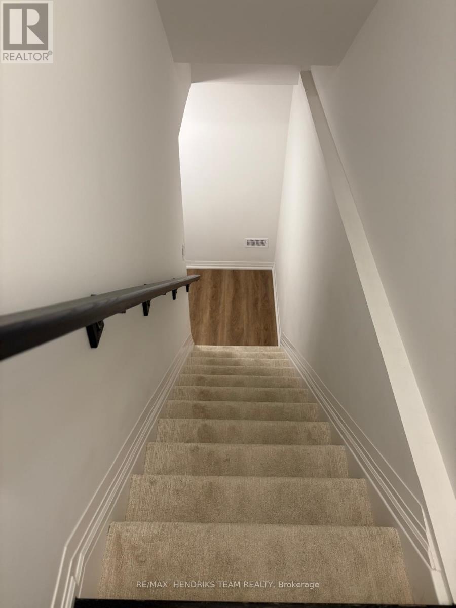 Basement Unit Only - 146 Bur Oak Drive, Thorold, Ontario  L2V 0L7 - Photo 3 - X13612446
