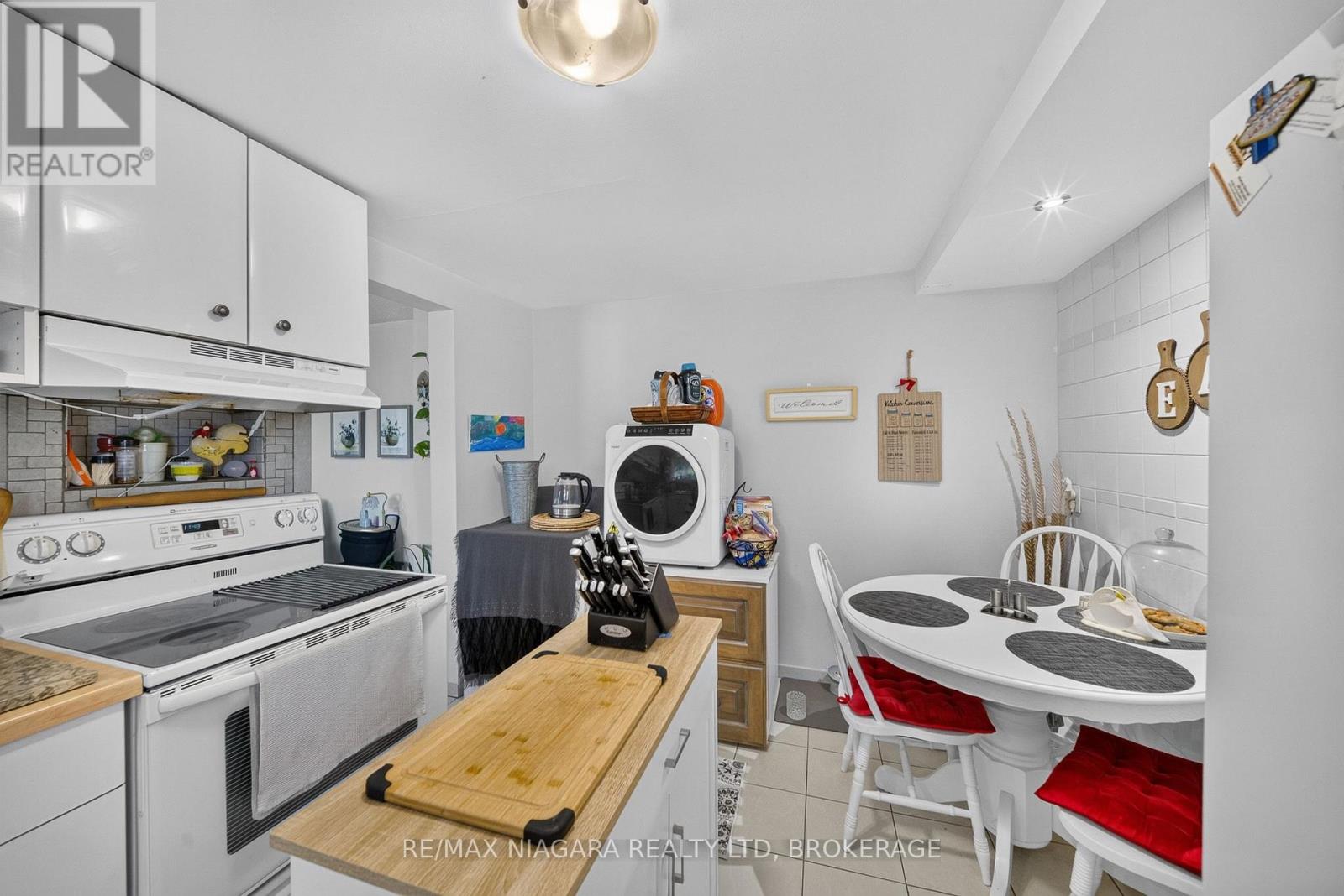 6235 Drummond Road, Niagara Falls, Ontario  L2G 4M5 - Photo 10 - X13612460