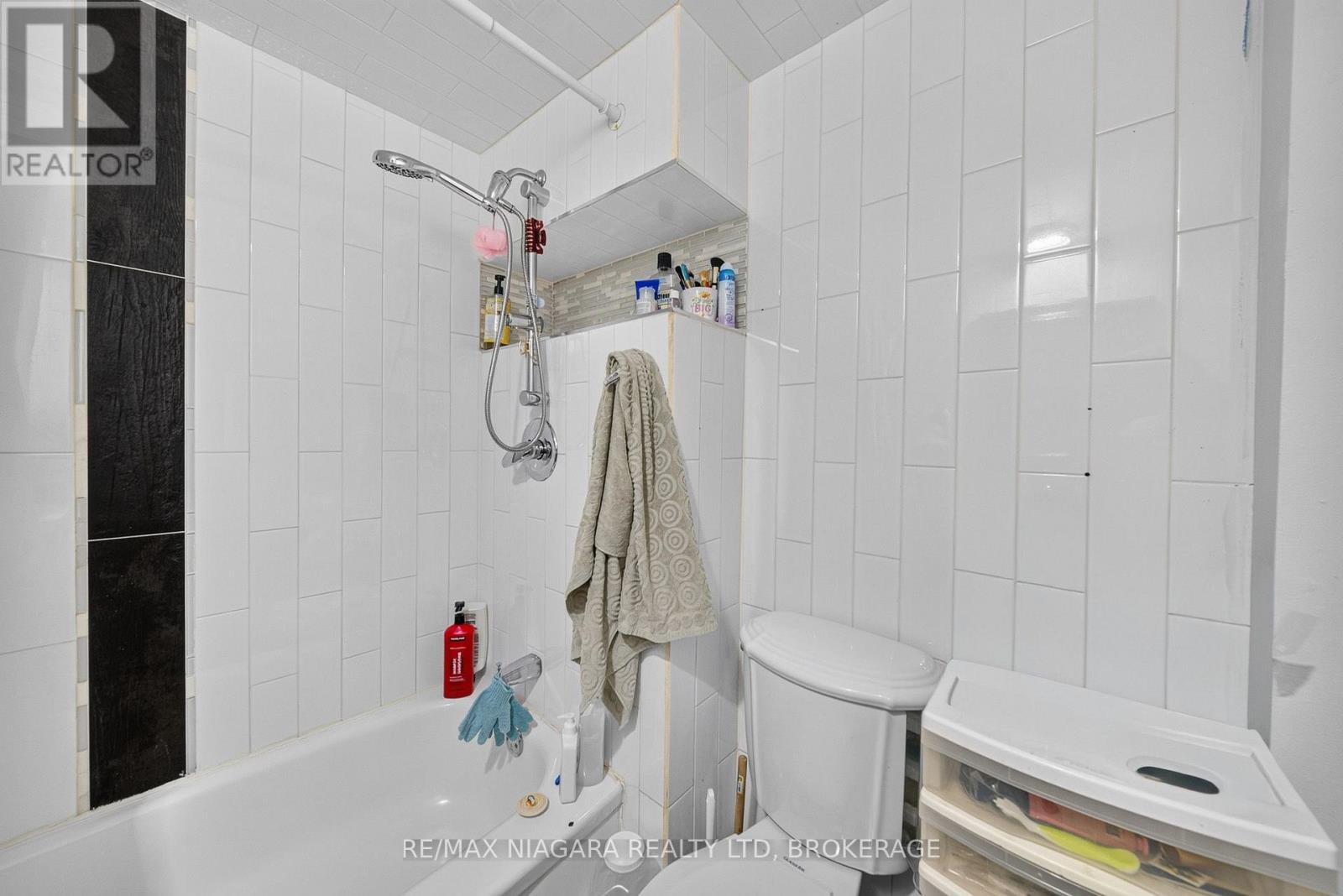 6235 Drummond Road, Niagara Falls, Ontario  L2G 4M5 - Photo 27 - X13612460