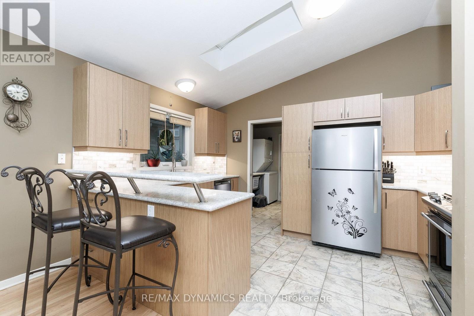53 Mountain Street, St. Catharines, Ontario  L2T 2S6 - Photo 10 - X13612616
