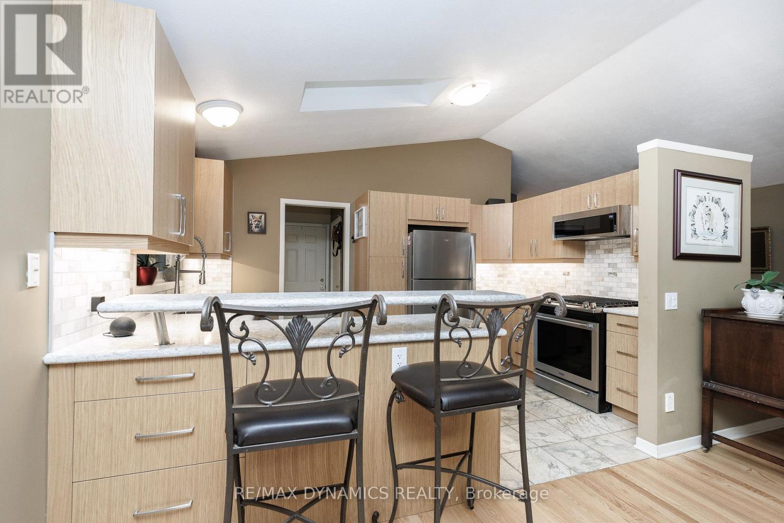 53 Mountain Street, St. Catharines, Ontario  L2T 2S6 - Photo 11 - X13612616