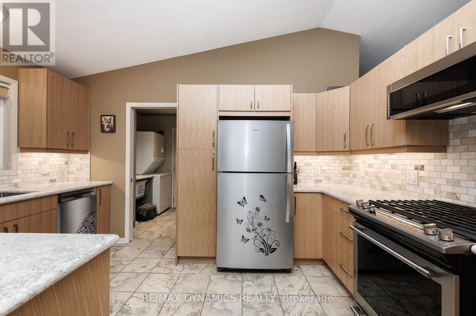 53 Mountain Street, St. Catharines, Ontario  L2T 2S6 - Photo 13 - X13612616
