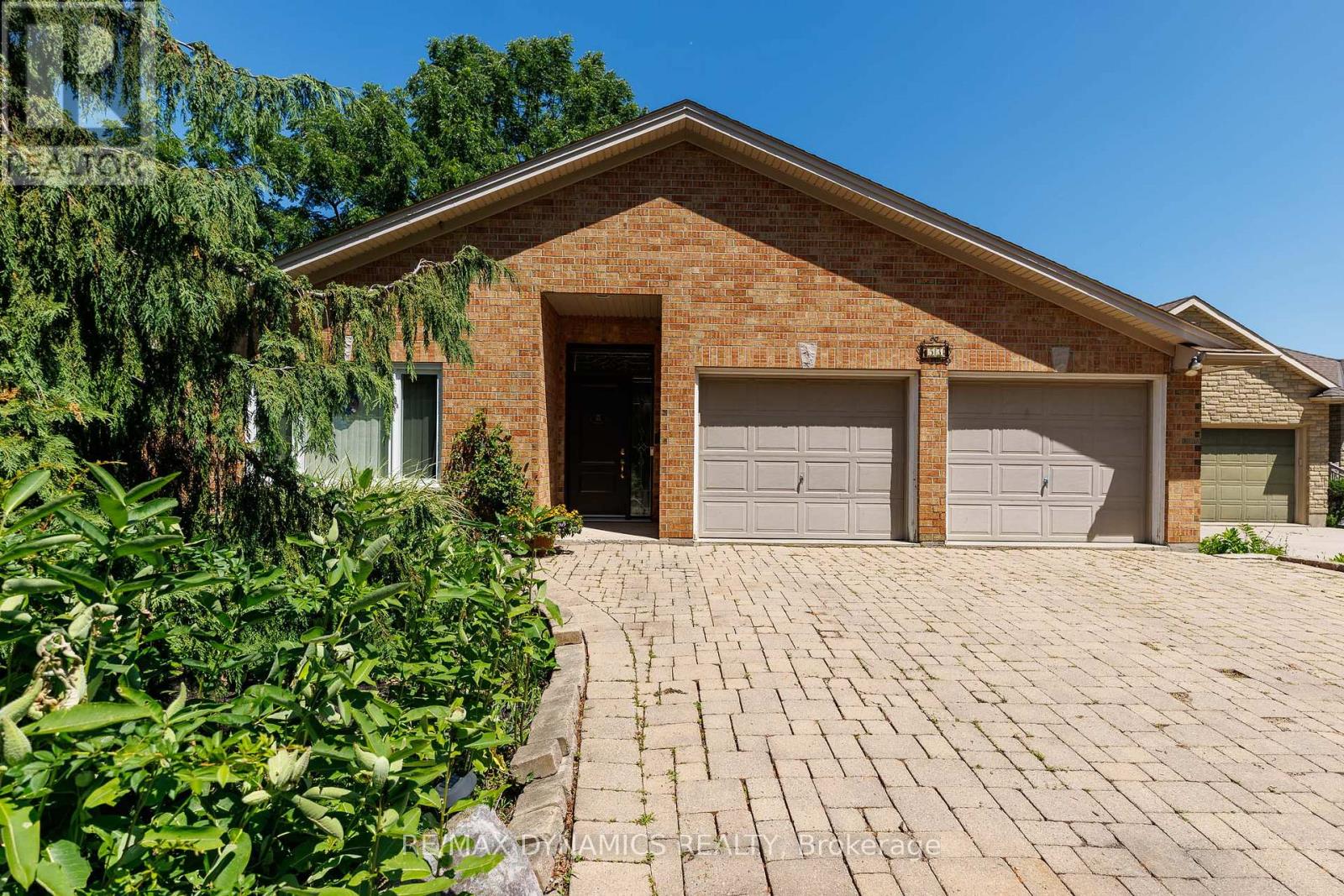53 Mountain Street, St. Catharines, Ontario  L2T 2S6 - Photo 2 - X13612616