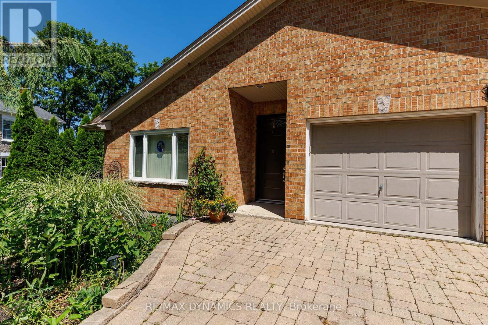 53 Mountain Street, St. Catharines, Ontario  L2T 2S6 - Photo 3 - X13612616
