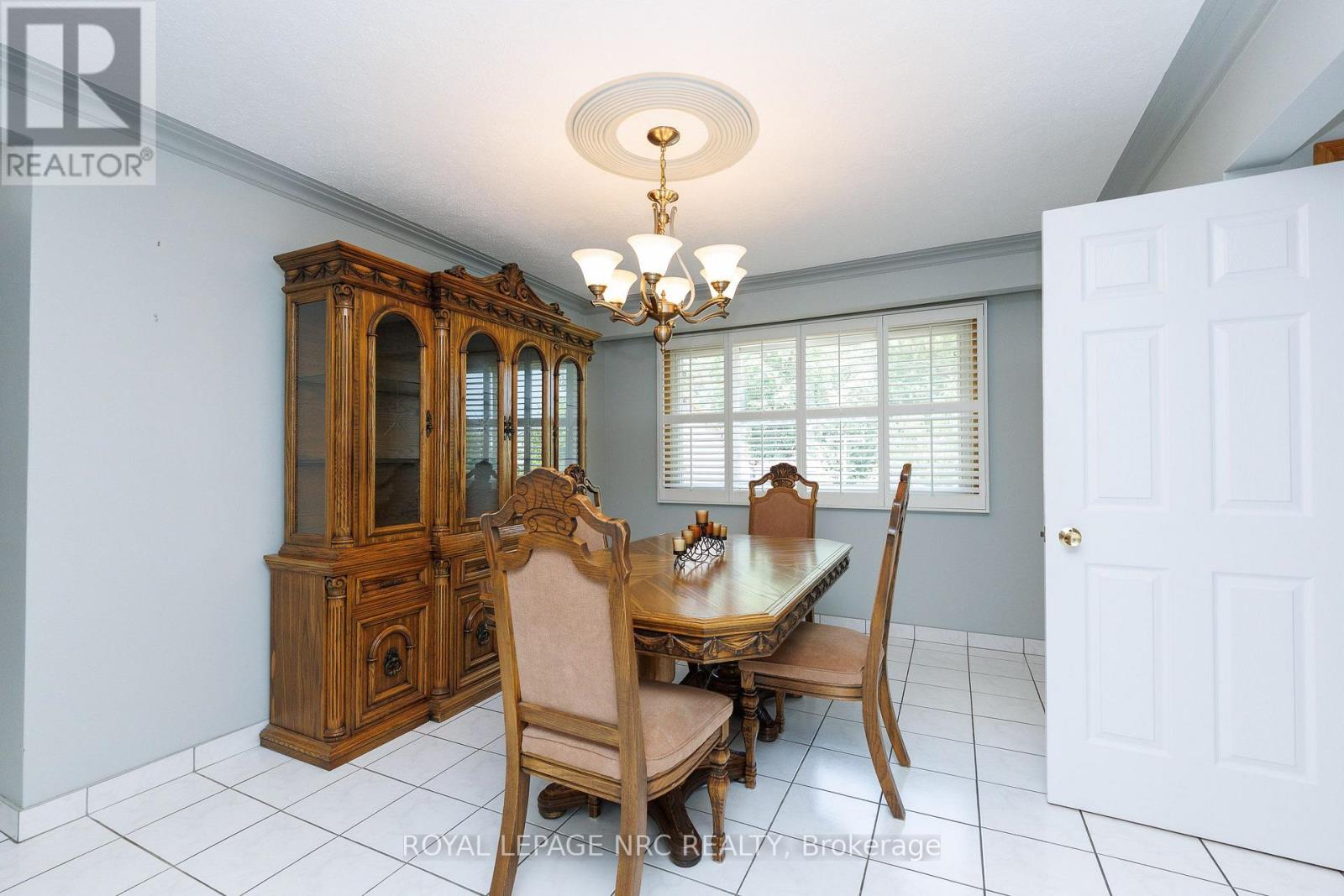 6313 Crawford Street, Niagara Falls, Ontario  L2E 5Y8 - Photo 15 - X13612822