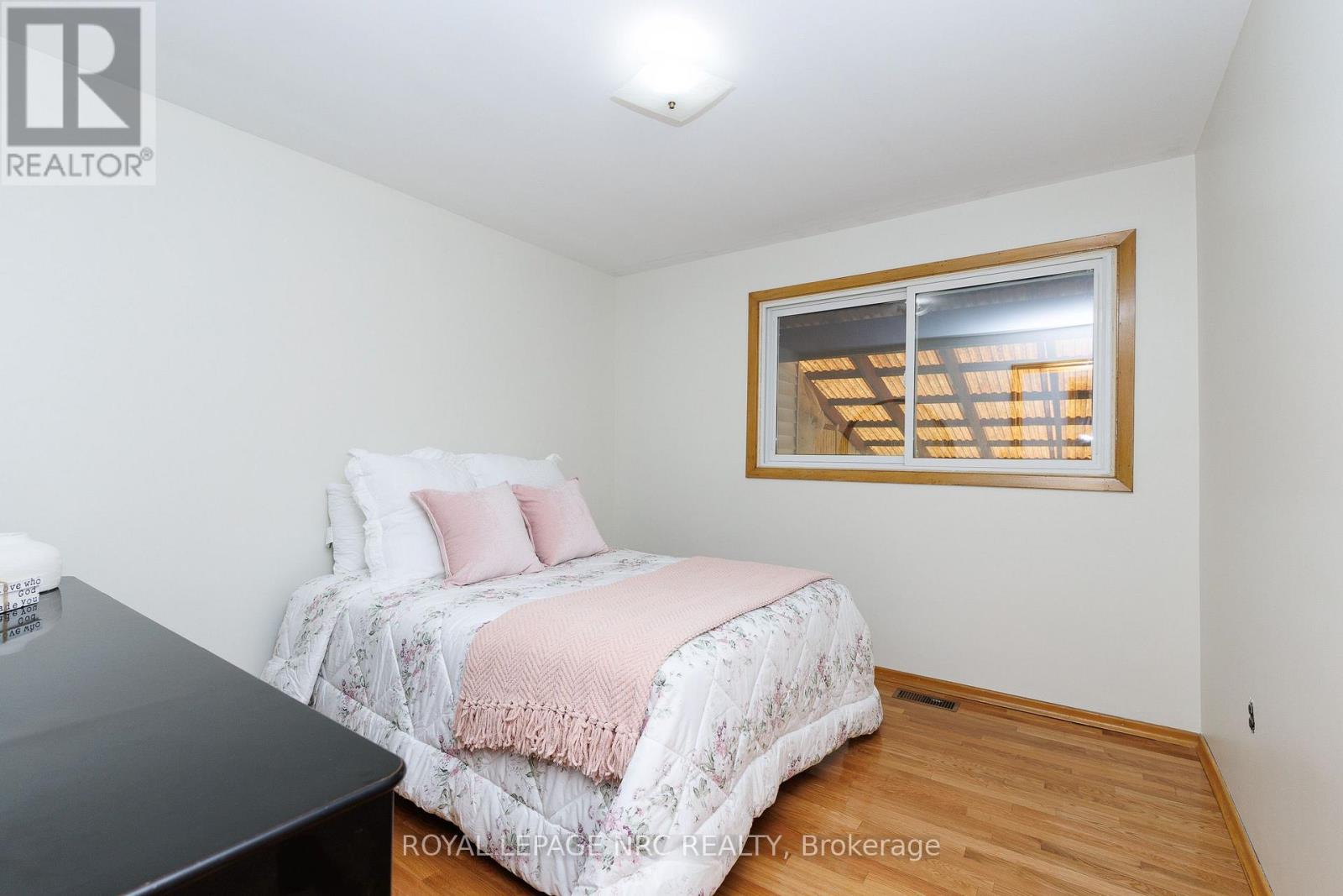 6313 Crawford Street, Niagara Falls, Ontario  L2E 5Y8 - Photo 27 - X13612822