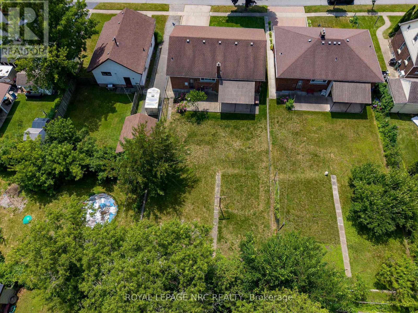 6313 Crawford Street, Niagara Falls, Ontario  L2E 5Y8 - Photo 3 - X13612822